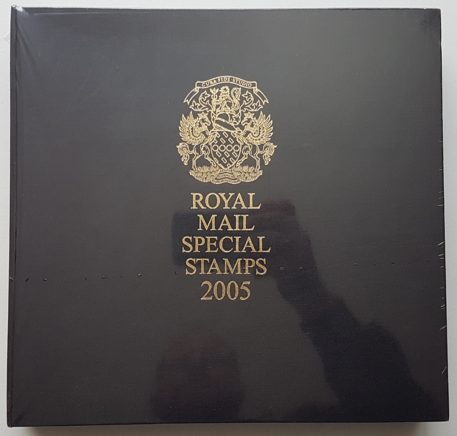 (image for) 2005 Leather Bound Royal Mail Year Book. Limited Edition. - Click Image to Close
